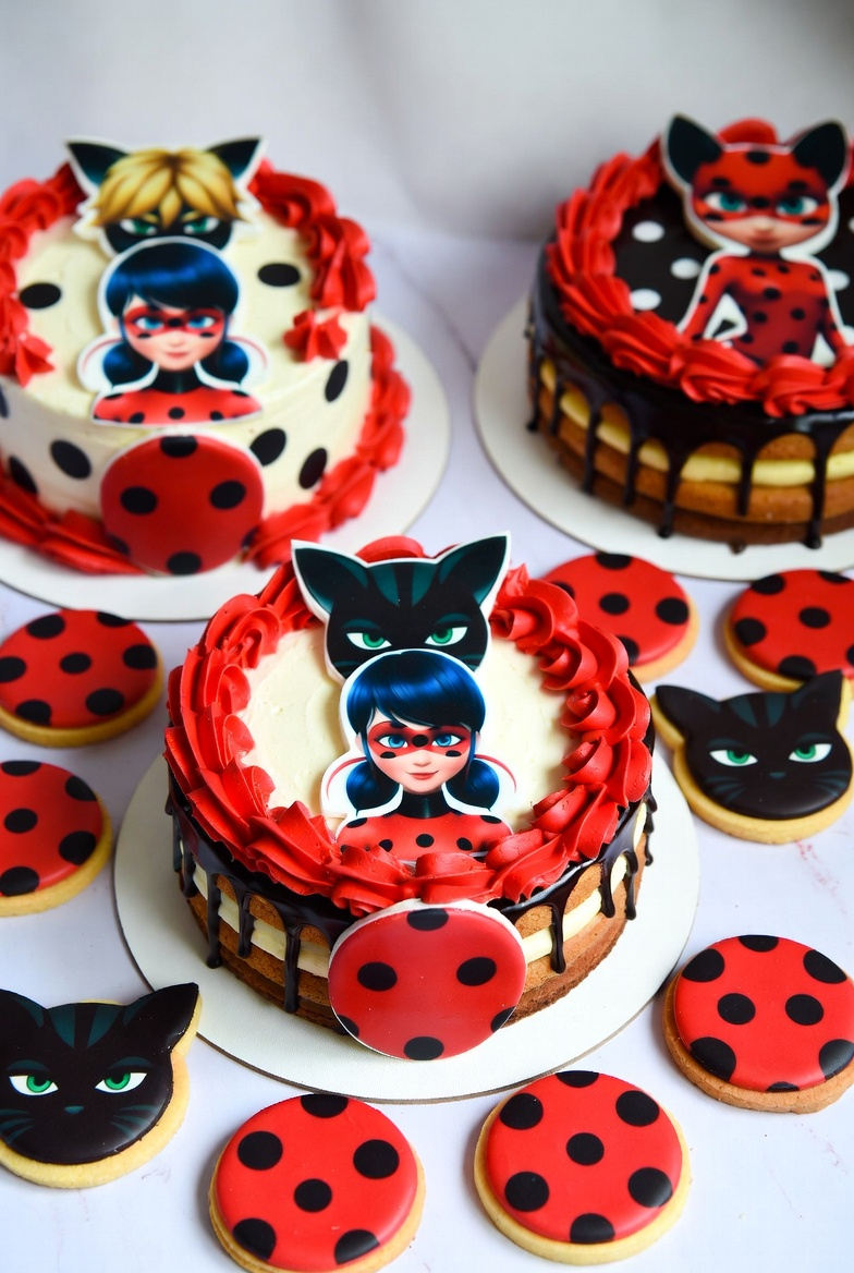 Красочные пряники ручной работы